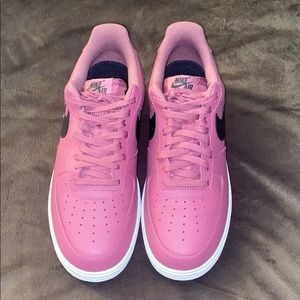 Nike Air Force 1 purple